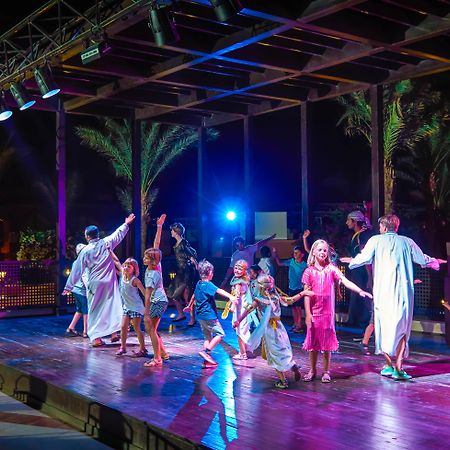 Jaz Makadi Oasis Club Hotel Екстериор снимка