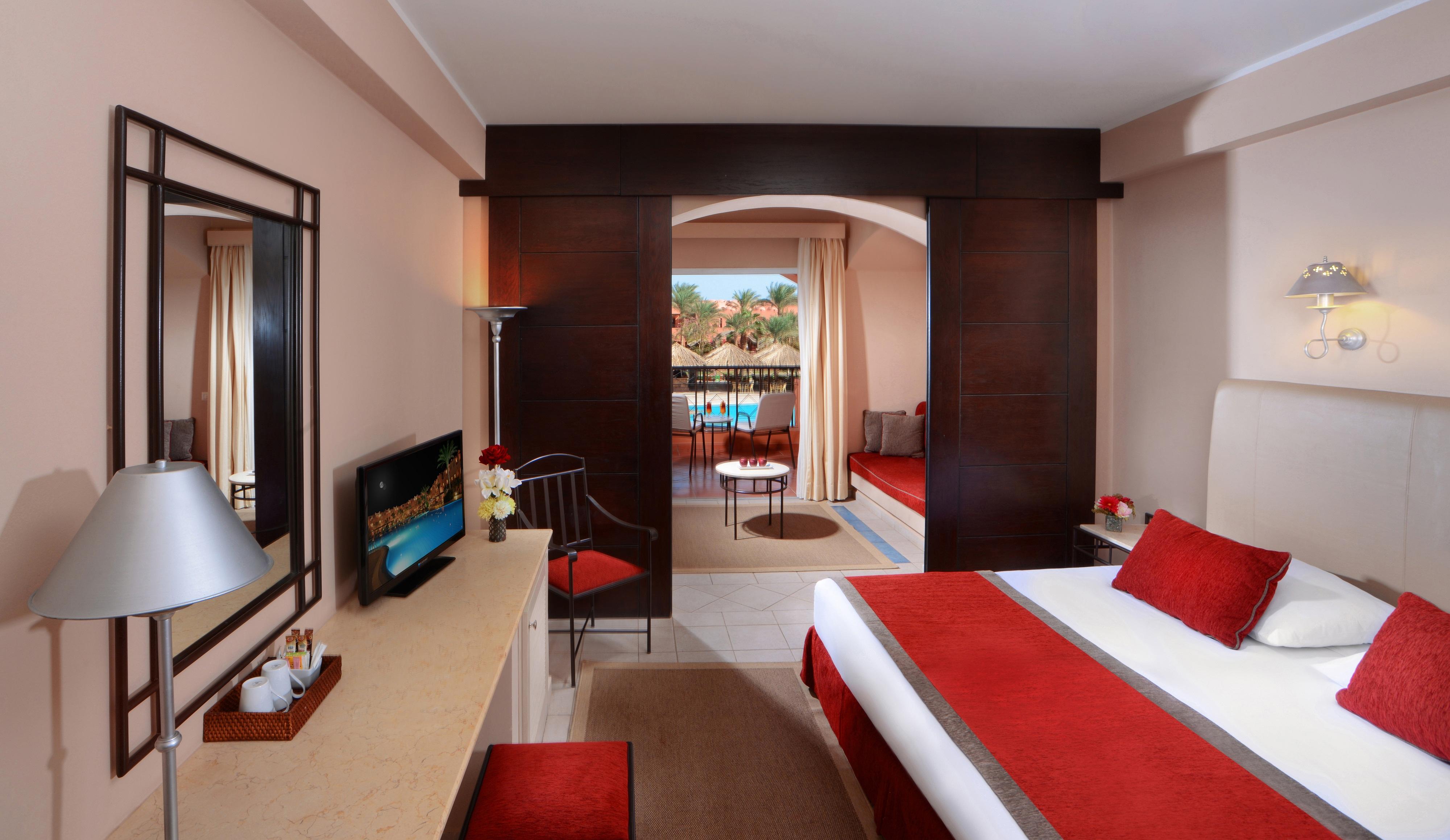 Jaz Makadi Oasis Club Hotel Екстериор снимка