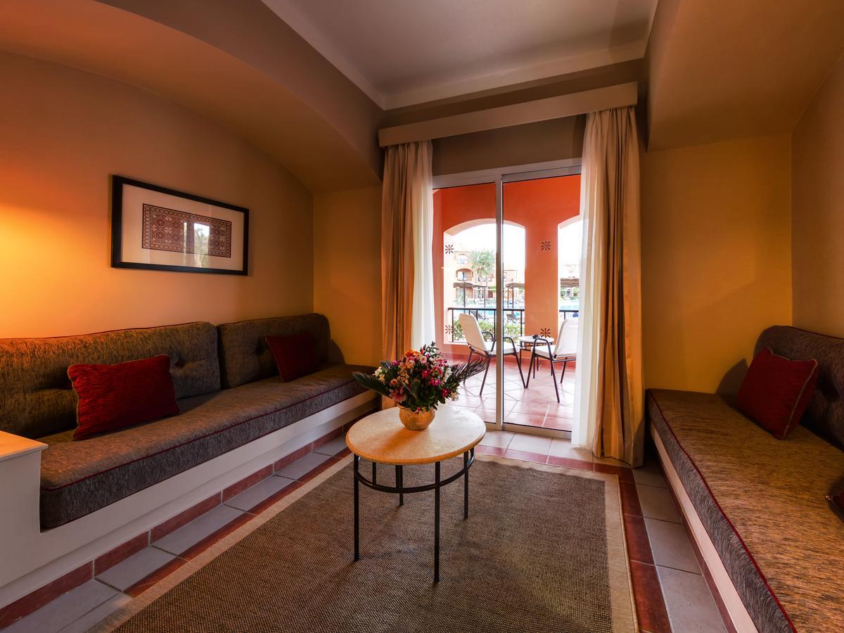 Jaz Makadi Oasis Club Hotel Екстериор снимка