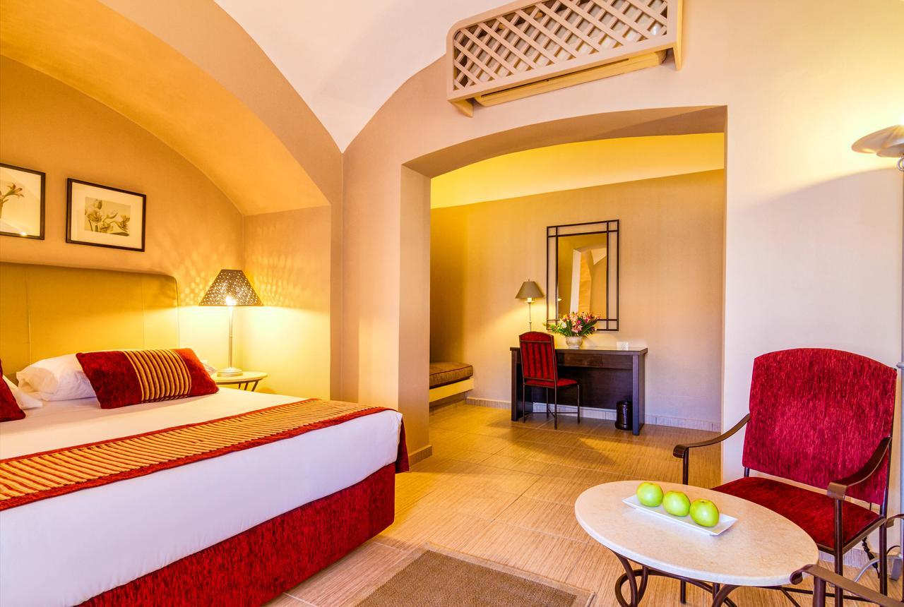 Jaz Makadi Oasis Club Hotel Екстериор снимка